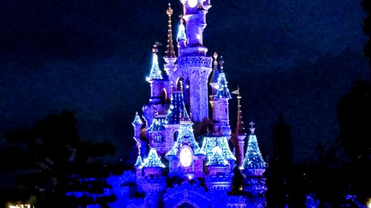 Disneyland Paris A Natale Il Natale Nel Magico Mondo Di Walt